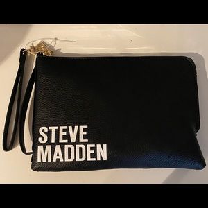 Steve Madden Carry All Wristlet